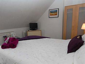 Bed and Breakfast Anchor House Dartmouth Esterno foto
